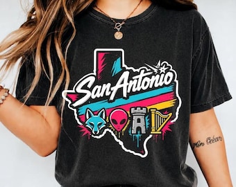 Camiseta de San Antonio, Texas, Camiseta Retro con Icono de la Ciudad, Regalo de Viaje Fiesta Neón, Camiseta Unisex para Turistas del Oeste