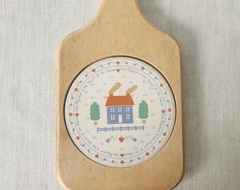 Vintage CottageCore Wooden Cutting Board/Trivet