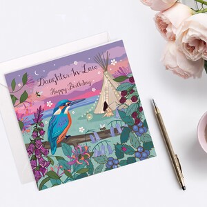 Alles Gute zum Geburtstag Tochter-In-Law-Karte, Eisvogel und TeePee Sonnenuntergang Illustration Karte,