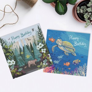 Paquet de 2 cartes joyeux anniversaire, ours dans les bois et tortue sur corail