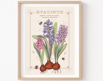 Może przedstawiać: Ilustracja w stylu vintage przedstawiająca kwiaty hiacynta z tekstem "HYACINTH" i "MEANING: PLAYFUL JOY, PURITY, SINCERITY & FORGIVENESS". Ilustracja przedstawia trzy rośliny hiacynta z fioletowymi, różowymi i niebieskimi kwiatami, a także pszczoły i biedronki.