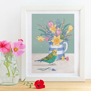 Stampa artistica da parete con pappagallino ondulato e fiori primaverili in una brocca della Cornovaglia, stampa illustrativa con pappagallino ondulato e narcisi,