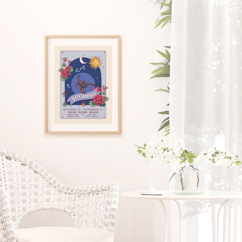 Puede incluir: Un p&oacute;ster imprimible con una ilustraci&oacute;n azul y morada del signo del zod&iacute;aco Escorpio. La ilustraci&oacute;n incluye un escorpi&oacute;n, una luna creciente, un sol y un borde floral. El texto "Escorpio" y "22 de octubre - 21 de noviembre" est&aacute; incluido en el dise&ntilde;o.