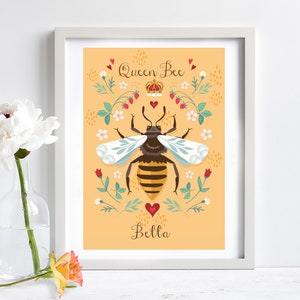 Stampa artistica da parete per cameretta dei bambini Queen Bee, personalizzabile con il nome del bambino