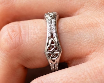 Diamond Celtic Wedding Band 14k White Gold Celtic Wedding Ring Celtic Infinity Knot Wedding Ring Lab Grown Diamond