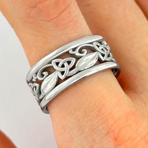 14k White Gold Celtic Wedding Band Mens Celtic Wedding Ring Celtic Infinity Knot Wedding Ring Nature Inspired Ring