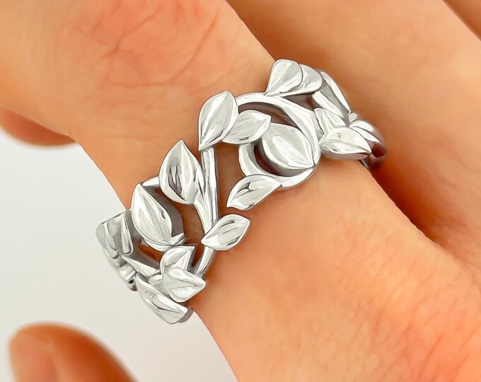 Leaf Vine Wedding Ring 14k White Gold Nature Inspired Leaves Wedding Band