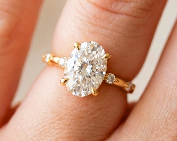 2.5 Carat Oval Lab Grown E VS2 Diamond Ring Oval Diamond Thin Engagement Ring Dainty Ring 14k Yellow Gold Eagle Claw