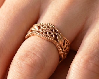 Unique Celtic Ring Matte 14k Rose Gold Nature Inspired 14K Celtic Trinity Knot Wedding Band