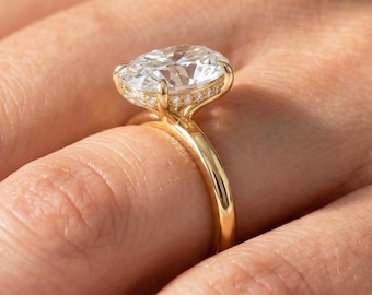 3 Carat Oval Engagement Ring Halo Diamond Wedding Ring 14K Yellow Gold Dainty Ring Lab Grown Diamond