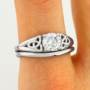 Anjays Designs 1ct lab diamond Celtic set, 14k white gold, trinity knot