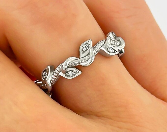 Leaf Wedding Band Solid Gold Leaf Diamond Ring Nature Inspired Ring Women Leaf Band