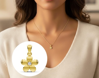 14K Yellow Gold Diamond Flower Necklace Lab Grown Diamond Charm Necklace Dainty Floral Pendant