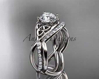 Keltische diamanten verlovingsring set 1 karaat ronde diamant IGI-gecertificeerde bijpassende band Trinity Knot Bridal Set Lab Grown