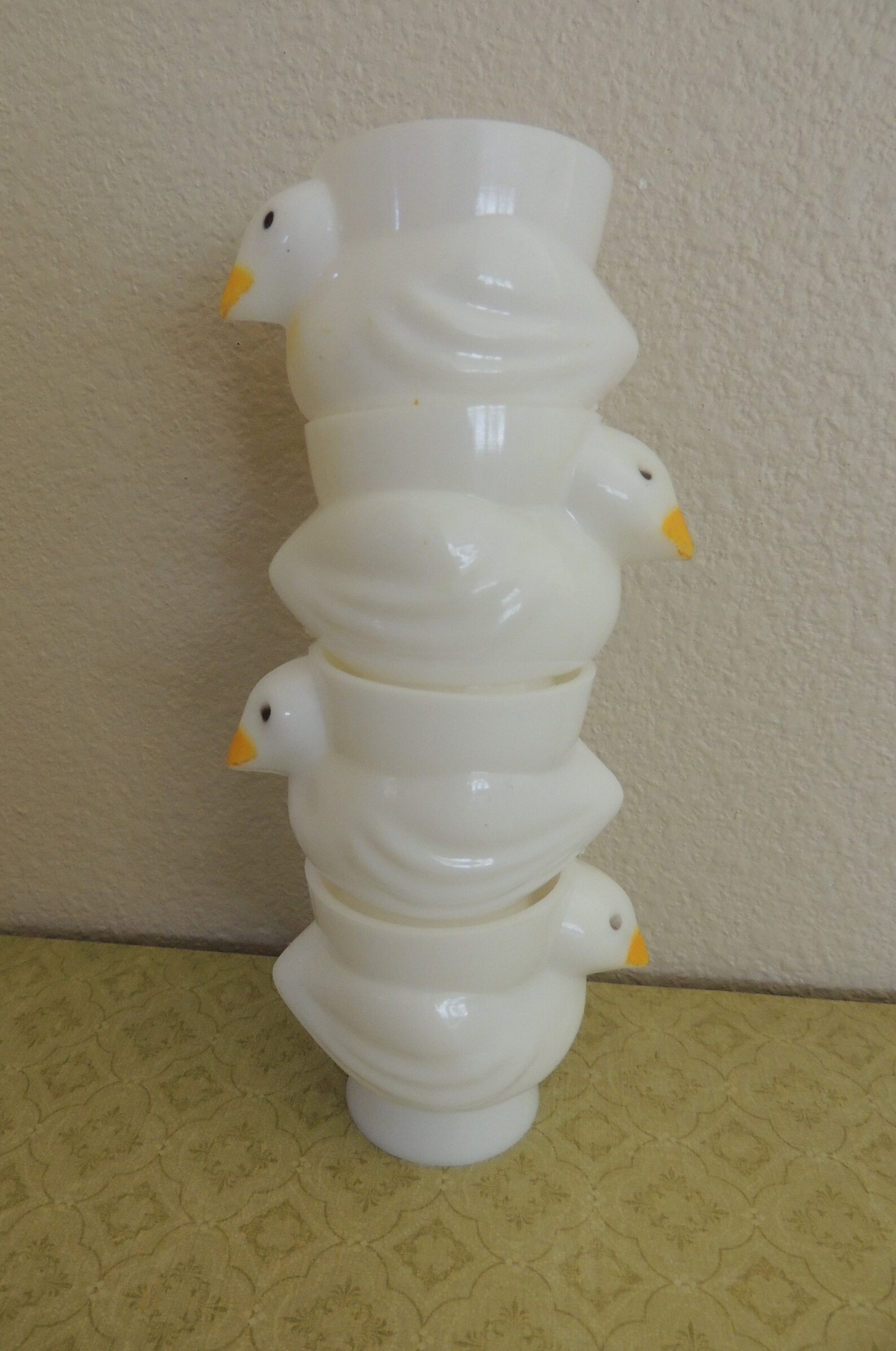 Vtg EGG CUPS Set of FOUR 4 Chick or Duck Plastic Egg Cups Etsy