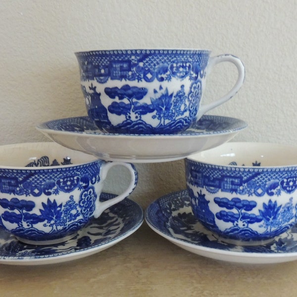 3 BLUE WILLOW 1950s Cup and Saucer Sets Vintage Blue and White Pieces CUPS Have Heavy Crazing Great for Display Shabby Chic