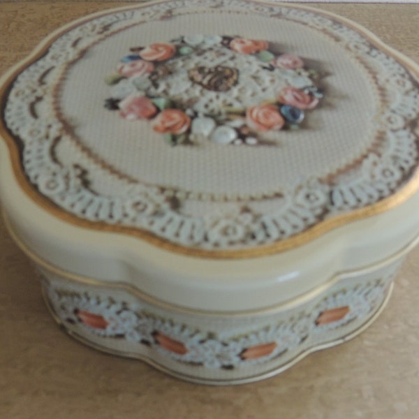 VALENTINE TIN Vintage AVON 1981 Valentine's Day Tin 5.5" Across 2" Tall Nostalgic Design of Lace and Flowers Scalloped, Gold Trimmed Nice