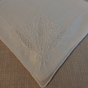 CORNCOBS AND ROSES Vintage White Organdy Handkerchief with Ornate Embroidery on Each Corner 12&quot; Square I&#39;m Pretty Sure it&#39;s Corn!