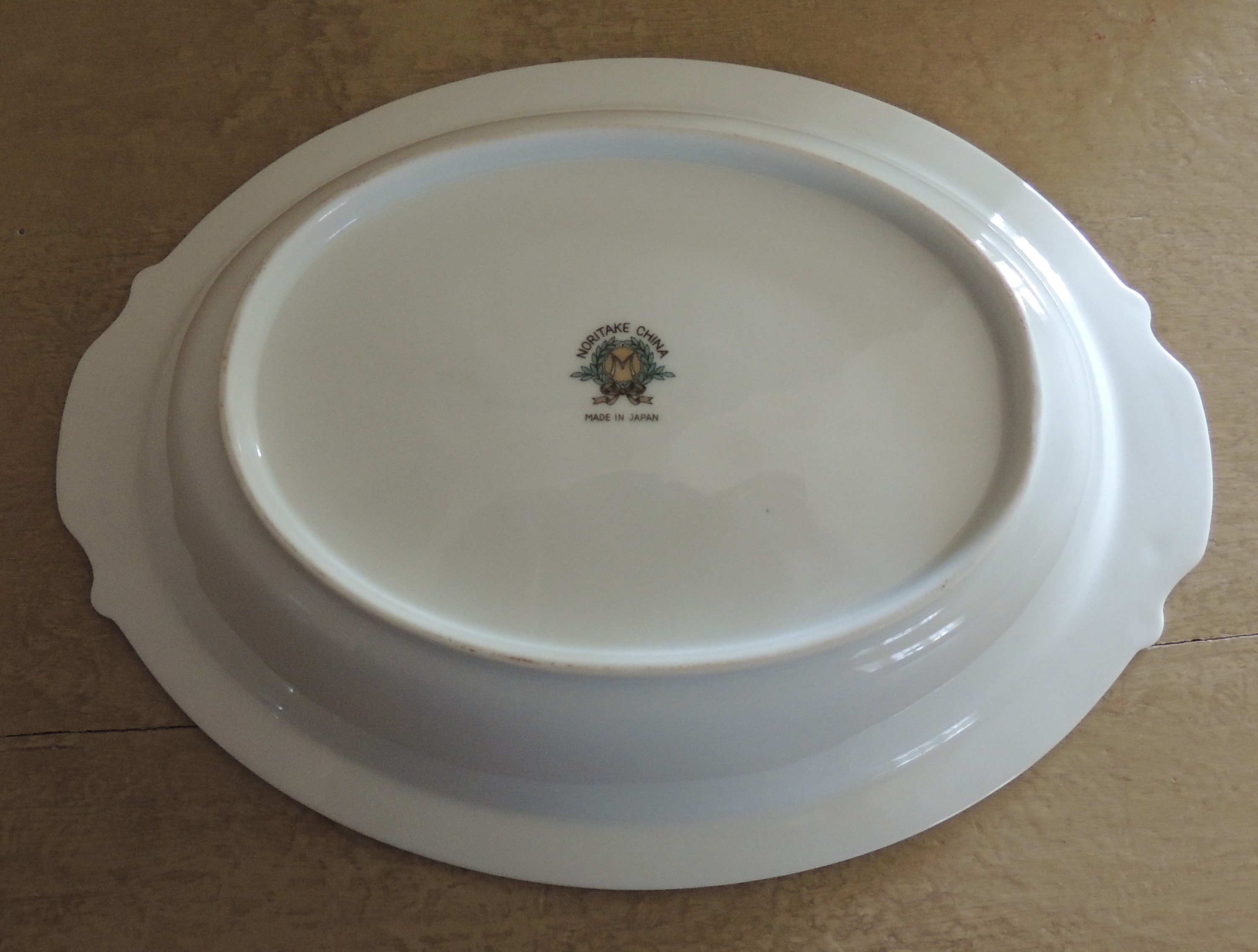 食器  KINGSBOWL DOGWOOD CHINA Oval Serving Bowl 10.75