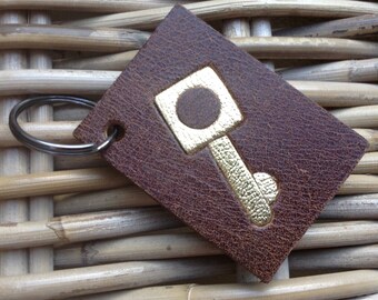 SALE! Handmade brown leather key ring key fob with gold key motif