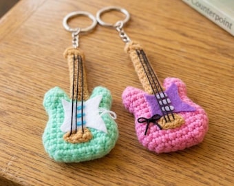 Patrón de llavero de guitarra de ganchillo / Patrón de guitarra eléctrica amigurumi en PDF / Regalo DIY para amantes de la música / Patrón de guitarra de ganchillo con videotutorial