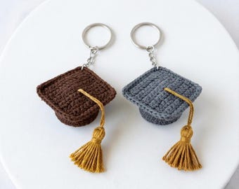 Patrón de llavero de gorro de graduación a crochet / Mini borla en PDF (Guía en vídeo)