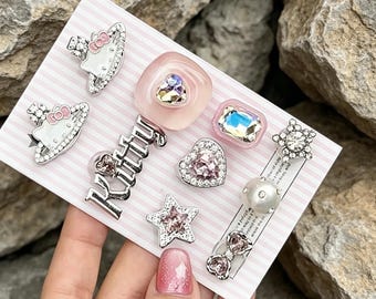Conjunto de adornos para zapatos con temática de Hello Kitty, adornos Crocs con diamantes de imitación rosas y plateados, lindas decoraciones para zapatos estilo Y2K de Kitty, paquete de accesorios para zapatos Kawaii Bling