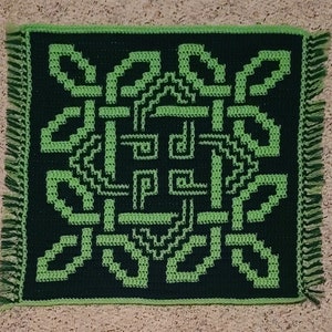 July Knot Crochet Pattern & Charts from 2023: A Year of Celtic Knots. Large Square. Interlocking, Center-out and Bottom-Up Overlay Mosaic. image 3