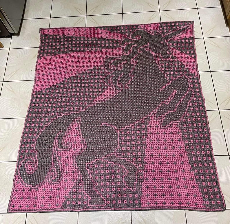 Common Unicorn Throw Blanket Pattern: Locked Filet Mesh Interlocking and Overlay Mosaic Crochet image 3