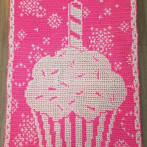 Cupcake Sparkle - Mosaic and Locked Filet Mesh (Interlocking) Crochet Pattern - Chart 151 x 201, finished blanket 38" x 50" / 96 cm x 127 cm