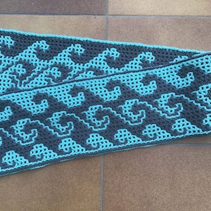 Waves Scarf - Locked Filet Mesh and Mosaic Crochet patterns from 2020 Father's Day CAL throw blanket