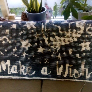 Make a Wish Locked Filet Mesh Interlocking and Mosaic Crochet Throw Blanket Patterns image 6