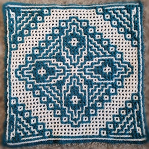 Evelyn&#39;s Motif, Crochet Pattern: Mosaic & Interlocking Techniques (PDF)