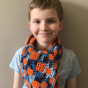 Checkerboard Scarf - Locked Filet Mesh and Mosaic crochet patterns from 2020 Father&#39;s Day CAL throw blanket