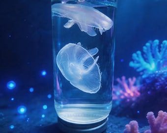 Ejemplar marino bioluminiscente, elegante adorno para el hogar, regalo artesanal con espíritu oceánico, centro de mesa para meditación consciente.