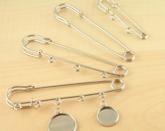 5 - Kilt Style Safety Pin Brooch Charm Holder. Wedding Bouquet Photo Charm Pin. Iron.  Platinum Tone. Asst Loop Options. Charms not included