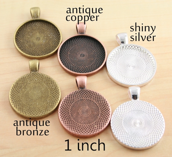 20 1 inch Pendant Trays  -  Round Settings 25 mm Photos Charms. Great for use with Jewelers Resin or Glass Domes