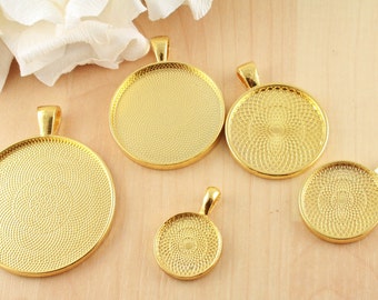 10 Blank Pendant Trays  - Round SHINY GOLD Alloy. 16mm, 20mm 25mm, 30mm, 38mm  - Pick your size