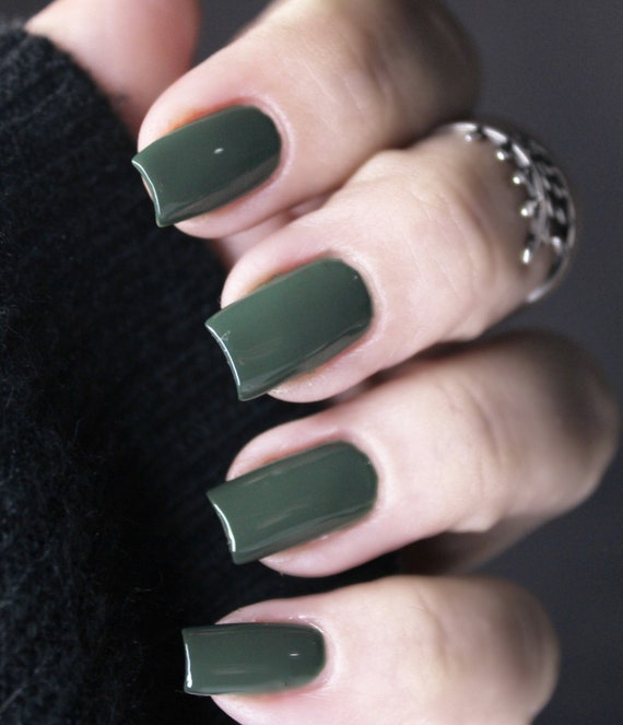 Autumn's Hottest Trend: Olive Green Nails | About Her