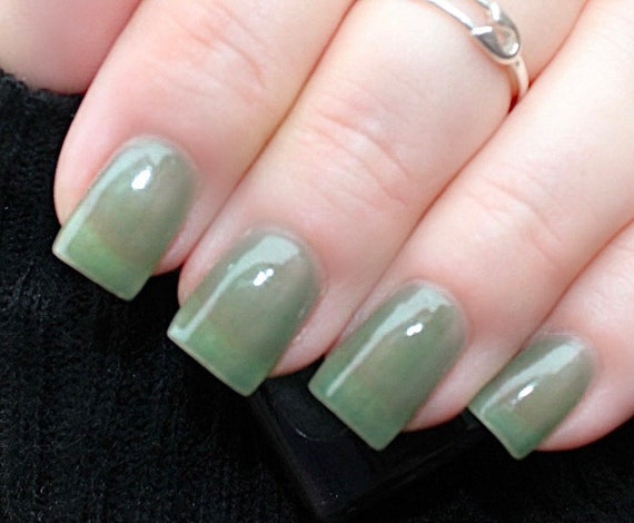 The Pass is Always Greener - Nail Lacquer | Light Green Nail Polish | OPI