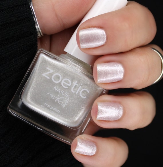 Buy UShine My Oyster|Pearl White Shimmer|French|11ml|Vegan & Enduring|  Paraben & Cruelty Free| No Chipping, Yellowing, Nail Cracking| FREE from  Harmful Chemicals Online at Best Prices in India - JioMart.