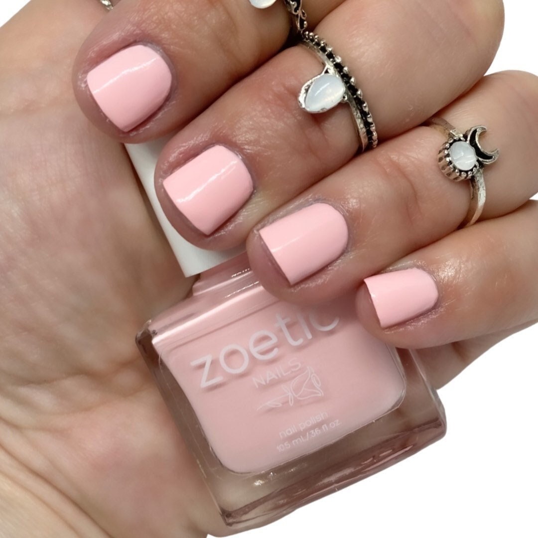 Light Pink Nails with Rhinestones, Manicure Design Stock Image - Image of  shine, body: 96507537