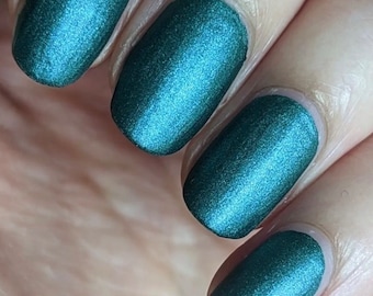 Emerald Green Matte Satin Nail Polish, Fall Nail Polish, Matte Chrome Shimmer Velvet Nail Polish, Christmas Nail Polish, Matte Micro Glitter