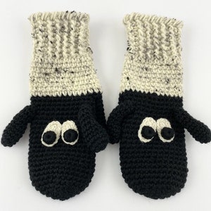 Funny Chunky Crochet Lamb Sheep Mittens Animal Puppet Unisex Boy Girl Teens Women Men Gloves Merino Wool Ivory Black Hand Warmers