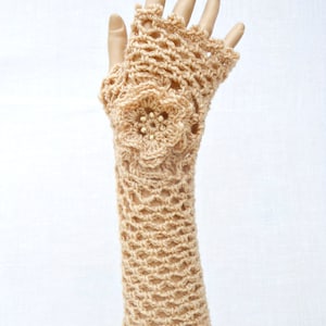 Irish Lace Crochet Fingerless Gloves Hand Warmers Merino Wool Soft Romantic Vintage Style Beige