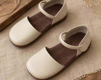 Handmade Leather Closed Toe Sandals Off White Vintage Mary Janes Soft Sole Cowhide Flat Shoes Minimalist Summer Work Sandals