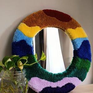 Tufted Mirror Spectrum / Specchio Tufting Spectrum — Handmade Wall Mirror 38cm
