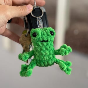 Crochet PATTERN NO SEW &quot;Leggy Frog Keychain&quot; Top Craft Show Seller and Gift