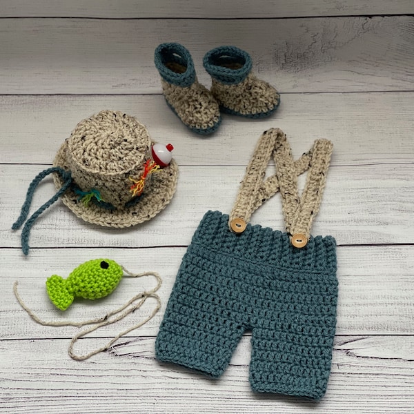 Ensemble court au crochet 5 pièces avec chapeau de pêcheur bébé garçon, poisson et bottes, nouveau-né, 0-3 M, accessoire photo - sur commande