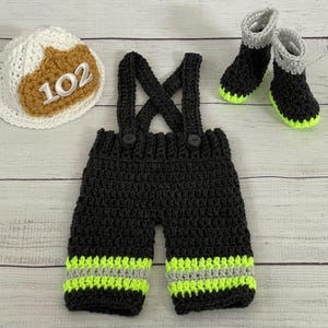 Babyjongen brandweerman brandweerman hoed outfit 4-delige gehaakte broekset met ophanging en laarzen, pasgeboren, 0-3 m, fotorekwisiet - MADE TO ORDER